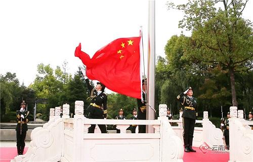 贞观七年,有人向李世民密报:太子近来越来越贪玩无度,经常干出一些